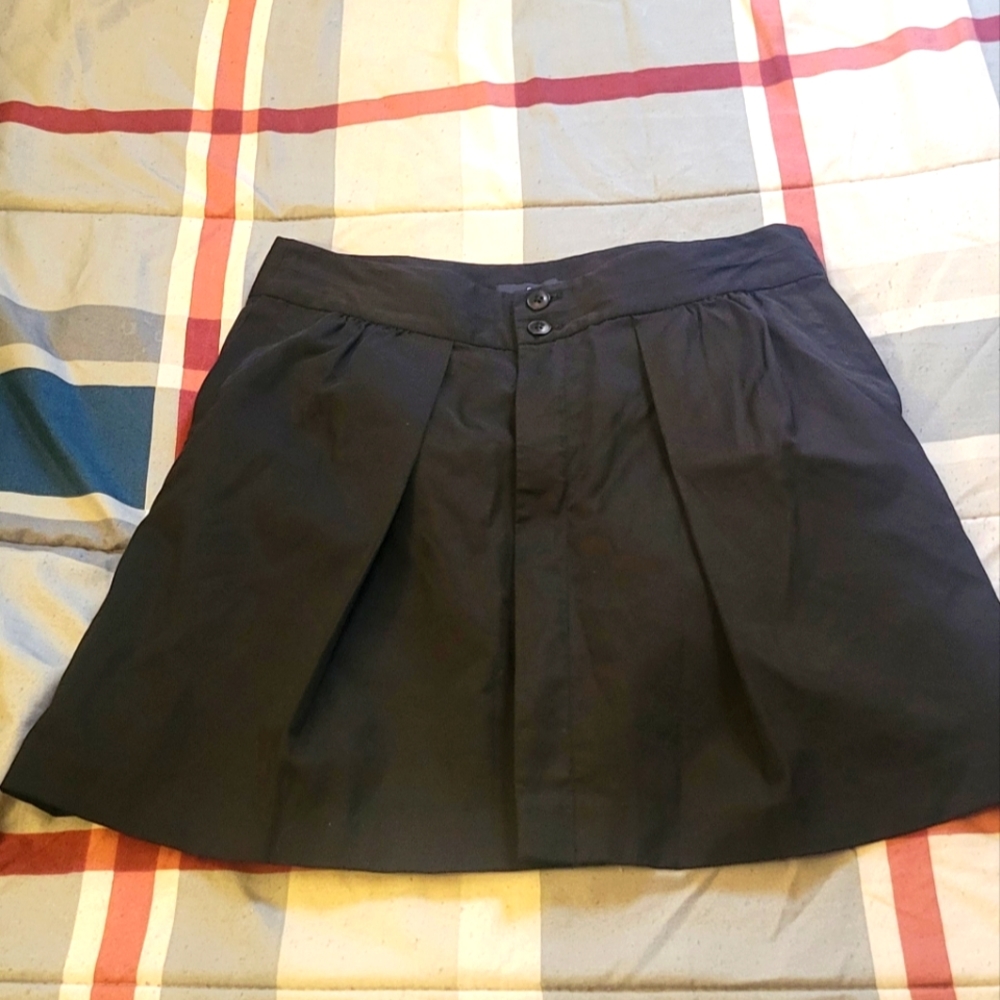 Gap black short skirt